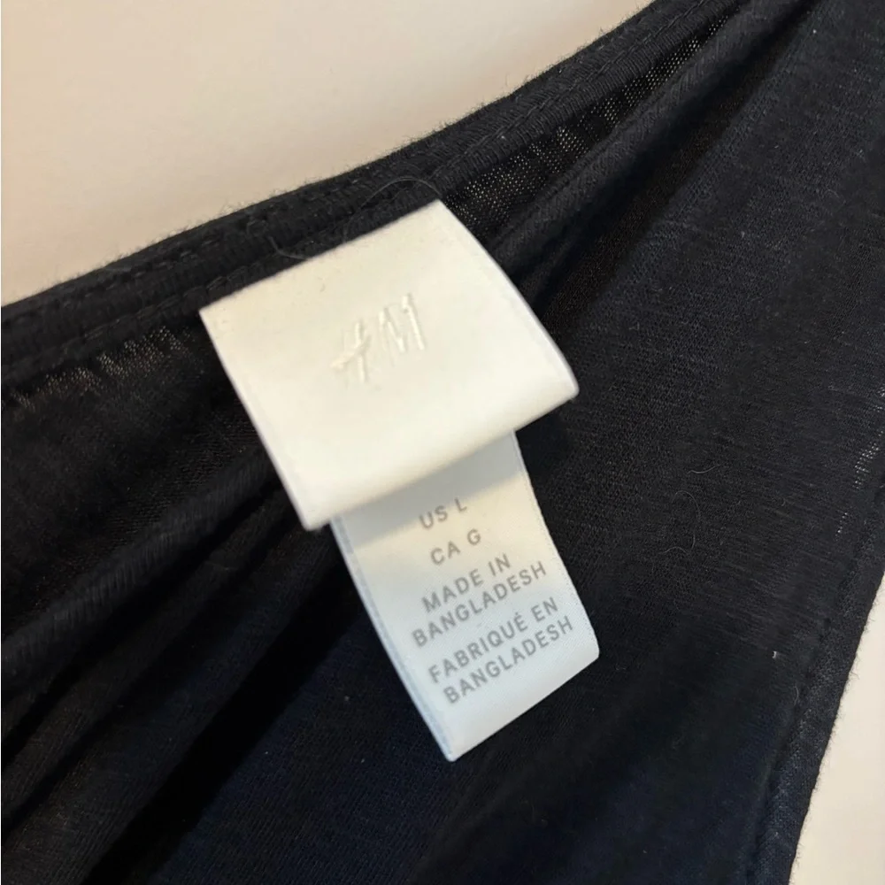 H&M Black Wrap Dress - Picture 3 of 3